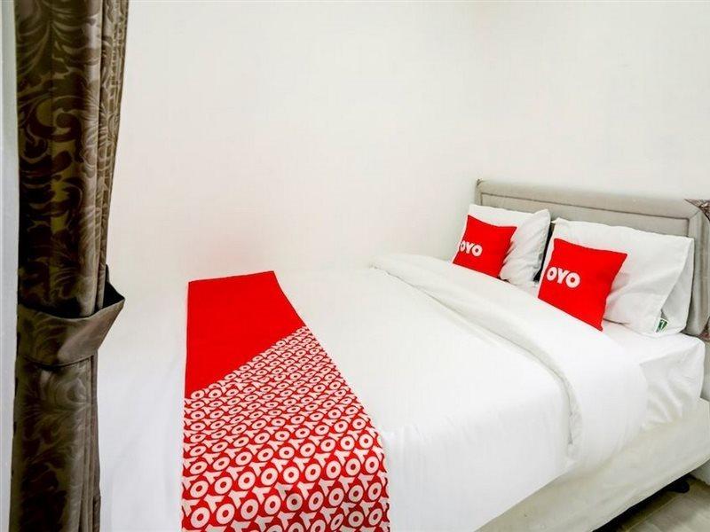 Hotel Jabusimo Syariah Redpartner Dżakarta Zewnętrze zdjęcie